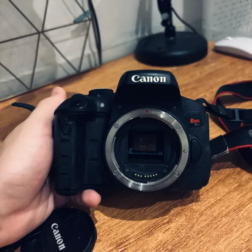 Cânon T6i com lente 18-55 + lente 50mm