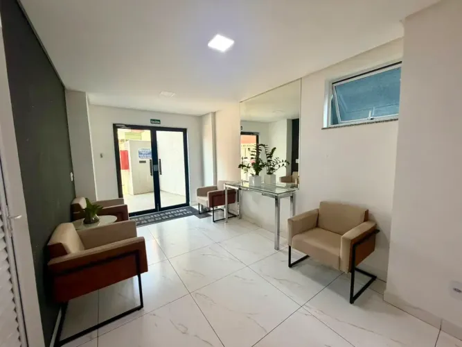 ALUGUEL APARTAMENTO 2 QUARTOS, COZINHA COM ARMARIOS, VARANDA, AREA DE LAZER COM PISCINA