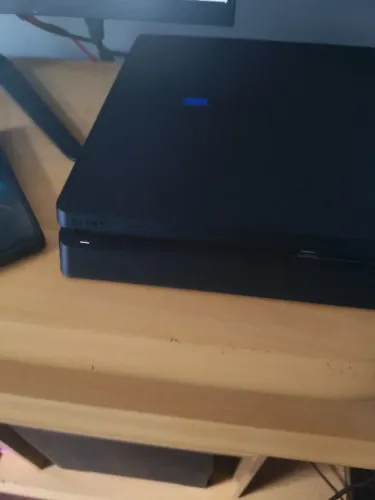 Ps4 Slim 1 terabyte com jogos