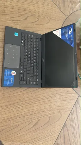 Notebook UB364 Intel Pentium Gold 4GB Windows 11 128GB Ultra - Multilaser (Novo sem uso)