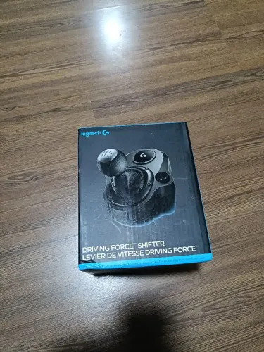 Cambio em "H" Logitech c/ problema