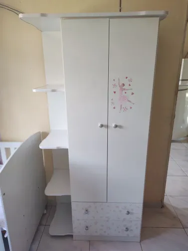 Guarda roupa infantil 