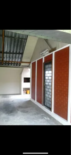 Casa de placa para retirar