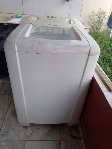 Máquina de lavar com defeito