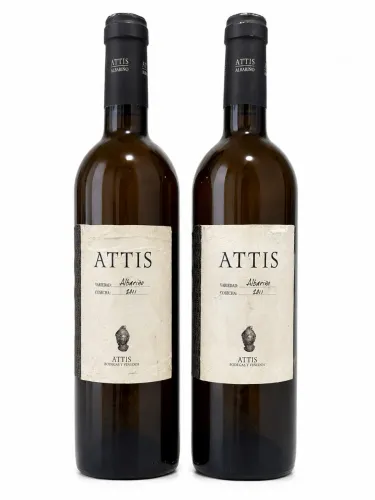 ? Kit 2 Vinhos Espanhois Attis Albariño 2011 Importados