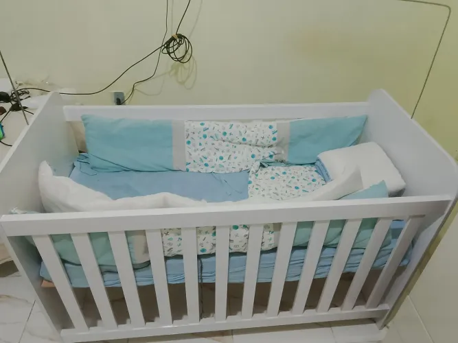 Vende se berço