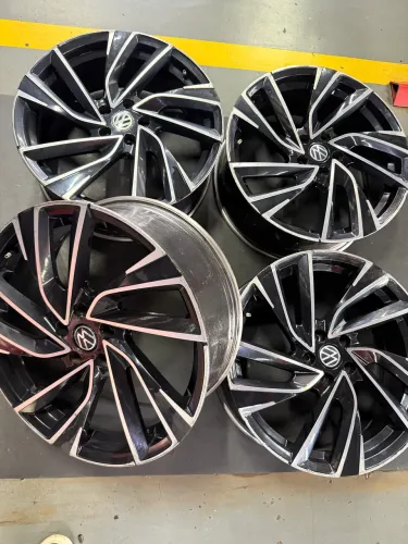 Roda aro 20 golf furação 5x100