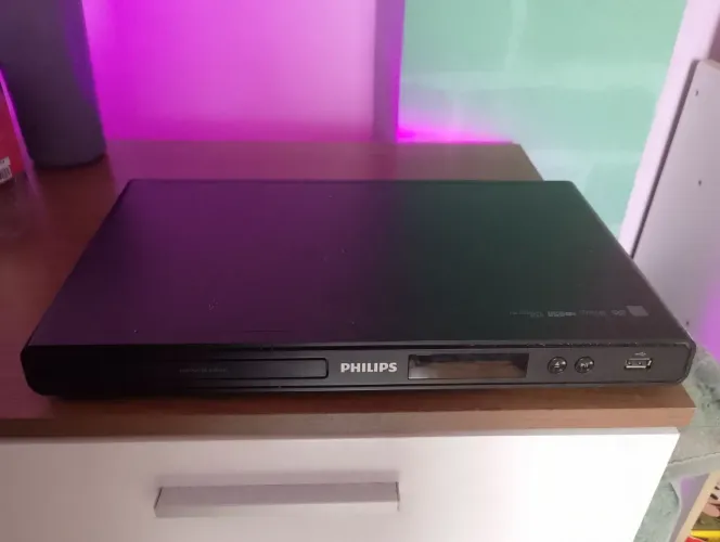 DVD PLAYER PHILIPS - Usado, mas funcionando perfeitamente