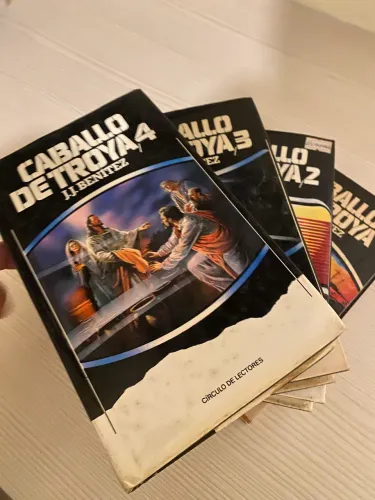 Livros coleção Caballo de Troya cavalo de Tróia 4 volumes espanhol