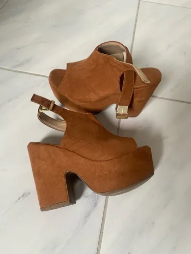 Sandália plataforma