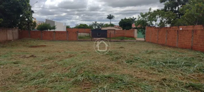 606 M² - PLANO - NO ASFALTO - MURADO