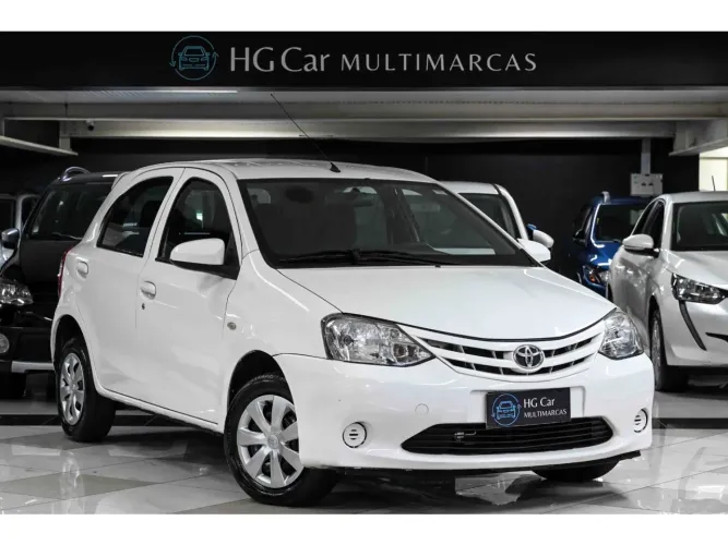 Toyota Etios X 1.3 Flex 16V 5P Mec. 2014