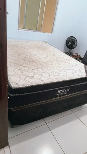 Vende-se cama usada!