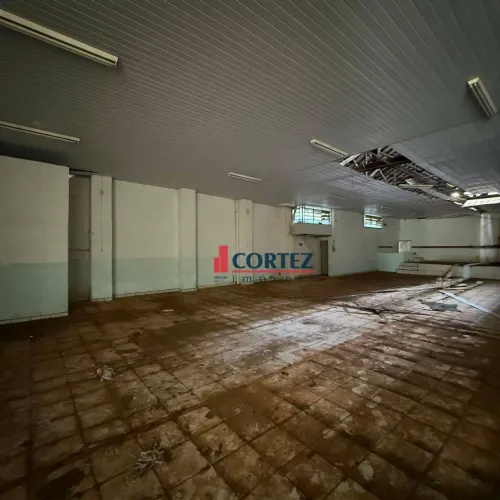 Salão para alugar, 642 m² por R$ 4.335,60/mês - Saúde - Rio Claro/SP