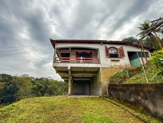 Chácara com 7 dormitórios à venda, 11280 m² por R$ 680.000,00 - Candelária - Volta Redonda