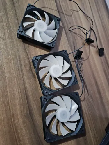 Kit 3 fans rgb da aigo