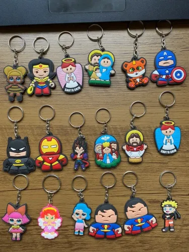 Chaveiros super-heróis minie católicos