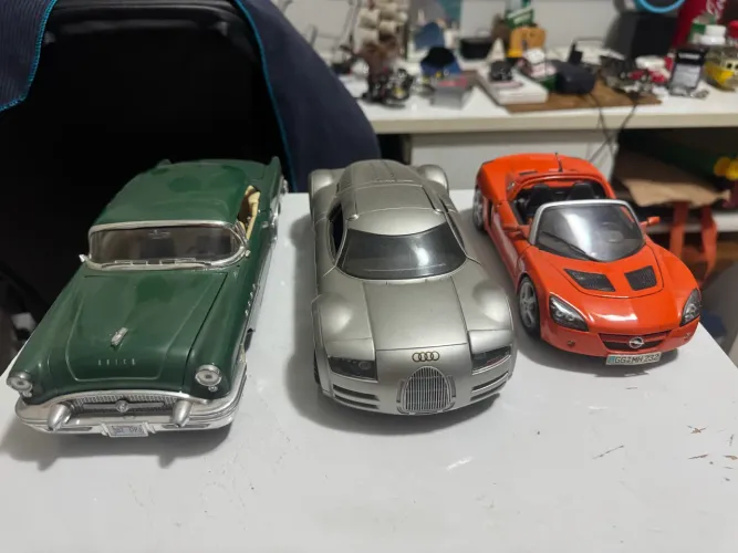 Miniatura 1:18 Carrinhos