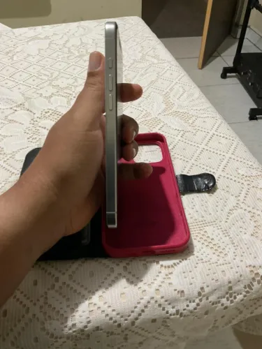 iPhone 16 pro max sem detalhes 