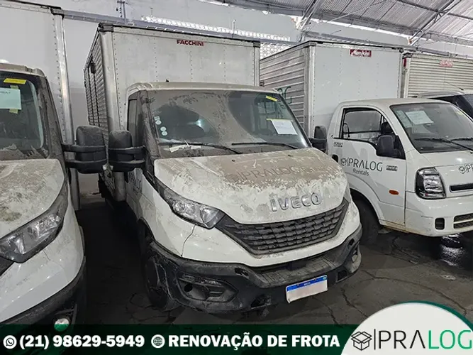 Iveco Daily Furgão 30-130 2.3 7,3m³ (die)(e5) 2021