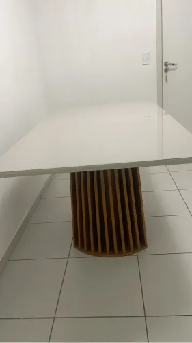 Linda Mesa de jantar regulável!