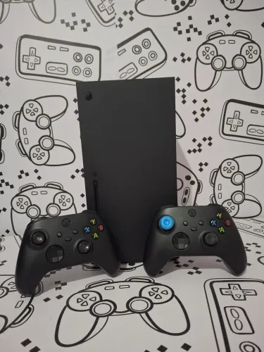 Xbox séries X 1tb+2 controles