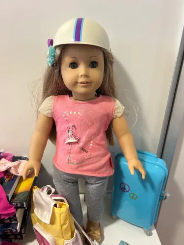 Boneca American Girl com acessórios