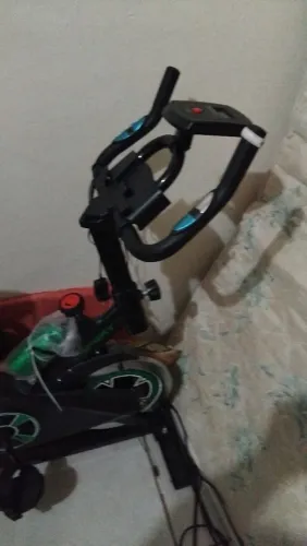 Bike ergonometrica nova usada poucas vezes 