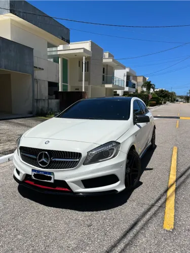 Mercedes-Benz Classe A 250 2.0 TB Sport Aut. 2014