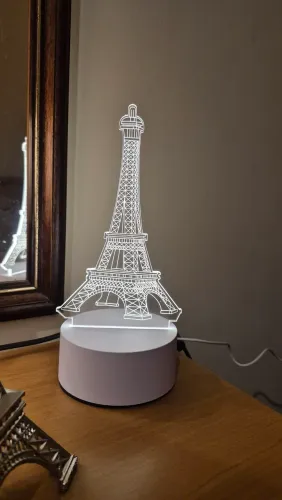 PRESENCIAL ABAJUR NUNCA USADO TORRE EIFELL LED