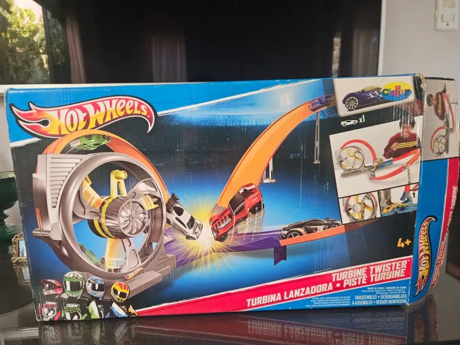Pista de carrinho hotwheels