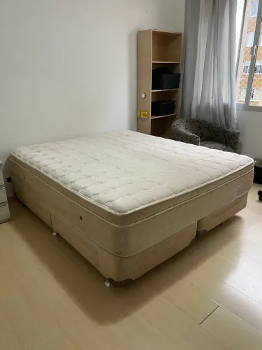Cama Box + Colchão Queen com gavetas laterais 