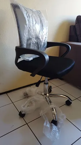 Cadeira Escritório Estoque lacrado