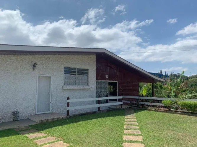 Casa à venda - Bairro das Posses - Serra Negra/SP