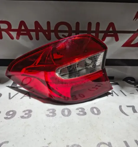 Lanterna traseira esquerda Ford Ka 2015 -2018 sedan