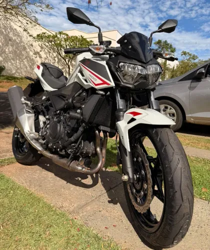 Vendo ou troco kawasaki z400 edição limitada