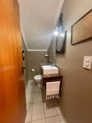 Casa com 03 Quartos, sendo 01 Suíte à venda no bairro Jardim Regina em Indaiatuba/SP.