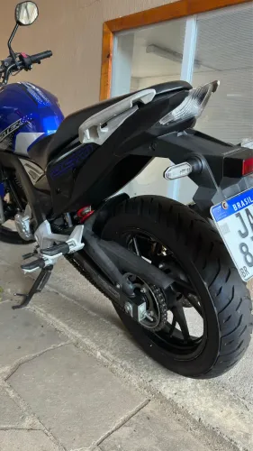 CB Twister 250 Azul