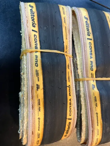 Par Pneus Vittoria Corsa Pro 700x29 Tubeless
