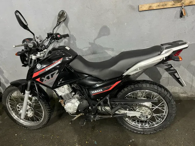 Vende se Yamaha Crosser 150