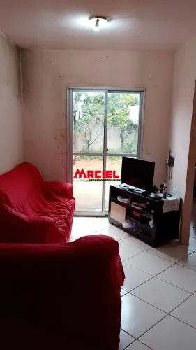 Casa térrea (Jd Paineiras II) - 2 quartos / 1 baneiro / 2 vagas / aceita financiamento