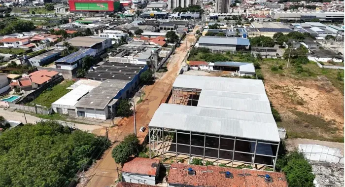Galpão Logístico AAA Novo | 2.352 m² | Pé-direito 12 m | 4 Docas | Candelária Natal/RN