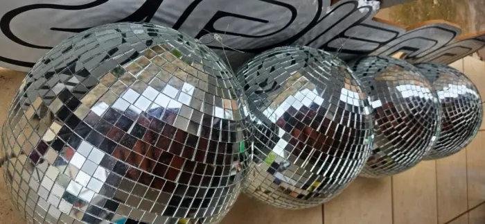 Globo Espelhado  para decoração -  4 unidades