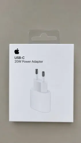 Fonte de carregador para iPhone 20w novo lacrado 