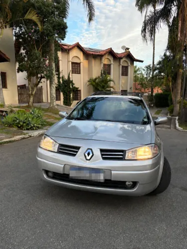 Renault Megane Grand Tour Dynam. Hi-flex 1.6 16V 2013