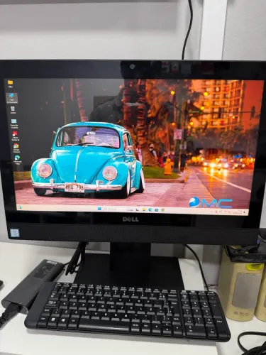 Dell OptiPlex 3050 All In One Touch - Estado de novo 