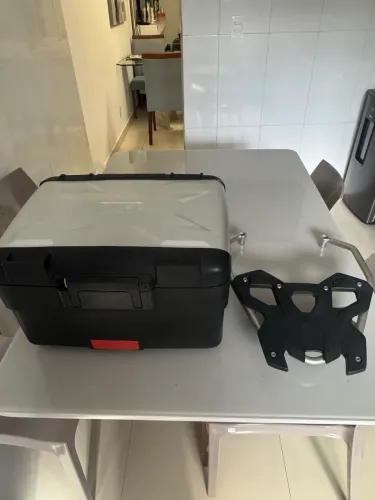 Baú top case BMW modelo Vario