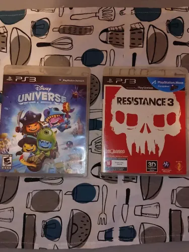 Resistance 3 e Disney Universe PS3 Midia Fisica ( Combo )