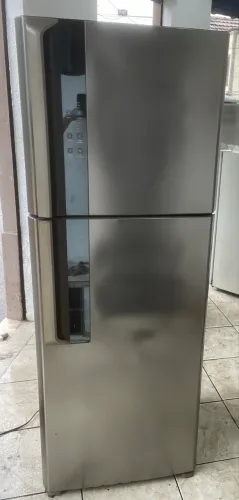 VENDO GELADEIRA ELECTROLUX FROS FREE