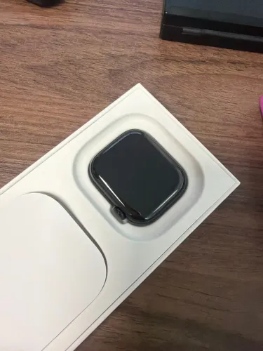 Apple Watch série 11 42 mm black